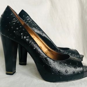 Banana Republic HIGH black ostrich leather pump